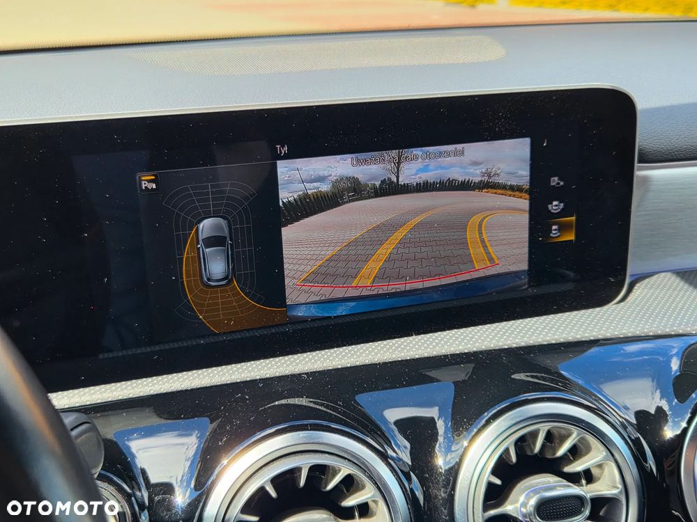 Mercedes-Benz Klasa A 35 AMG 4-Matic Edition 1 7G-DCT - 12