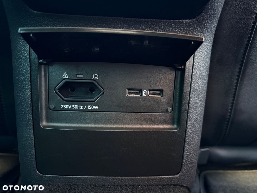 Skoda Superb 2.0 TDI DSG L&K - 31