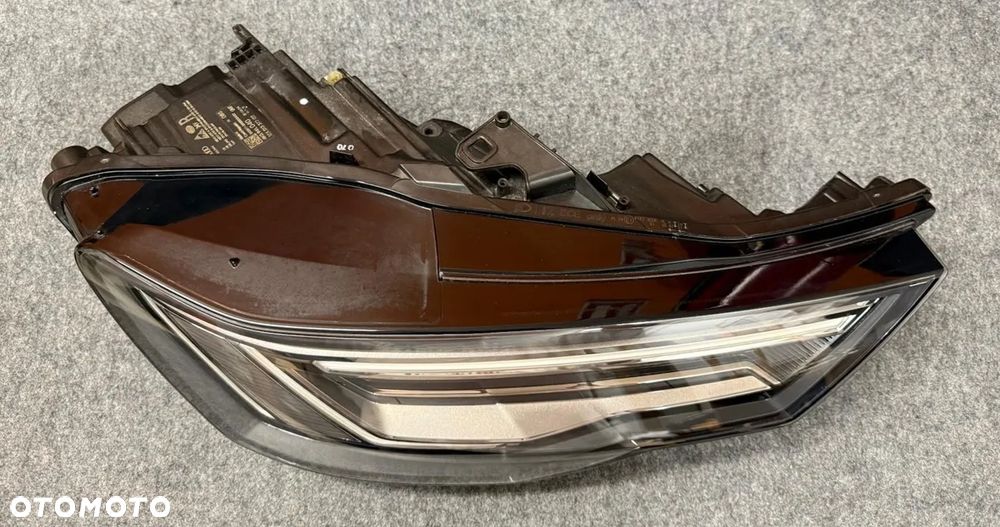 Reflektor PRAWY przód lampa PRAWA Audi A6 S6 4K0.941.040 1ZX013377-02 - 2