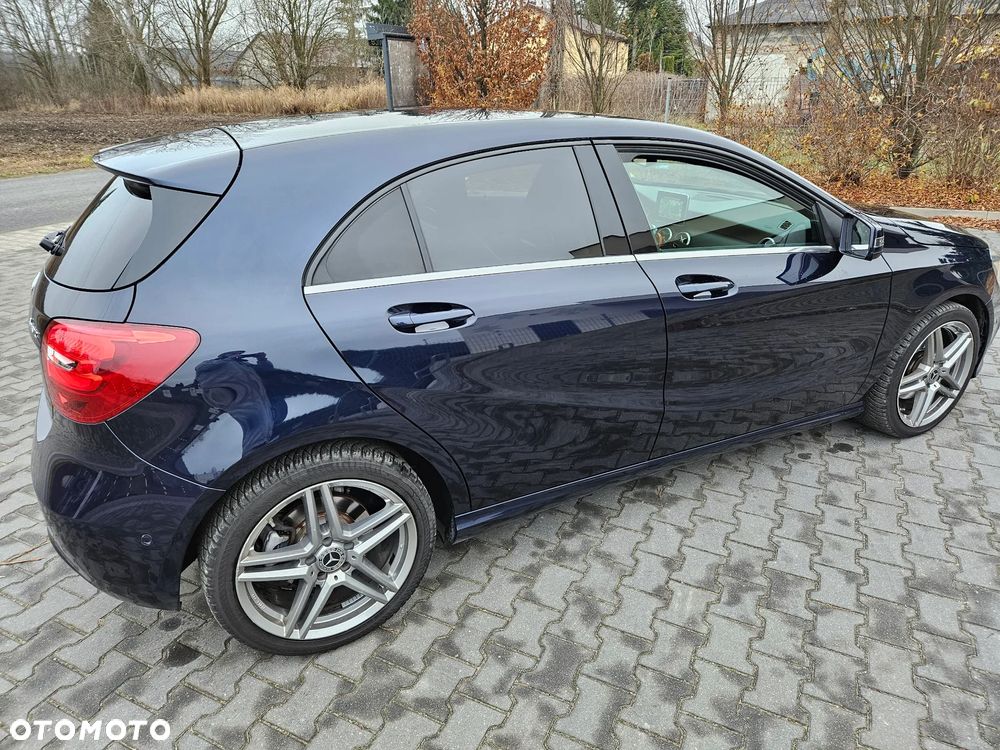 Mercedes-Benz Klasa A ver-220-4matic-7g--dct-urban - 21
