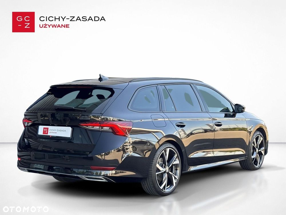 Skoda Octavia 2.0 TDI 4x4 Sportline DSG - 5