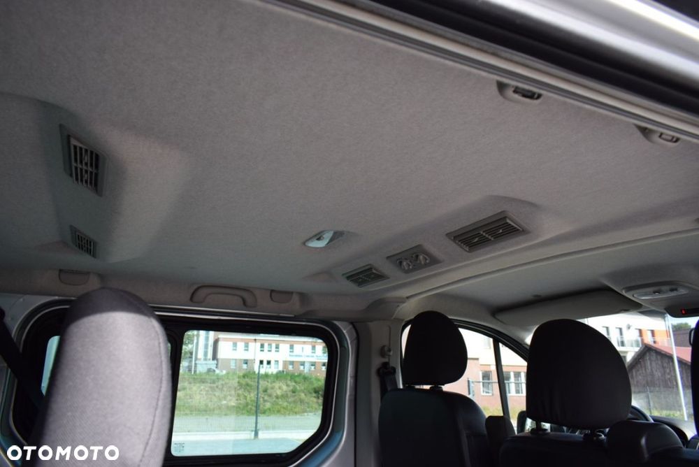 Opel Vivaro - 24