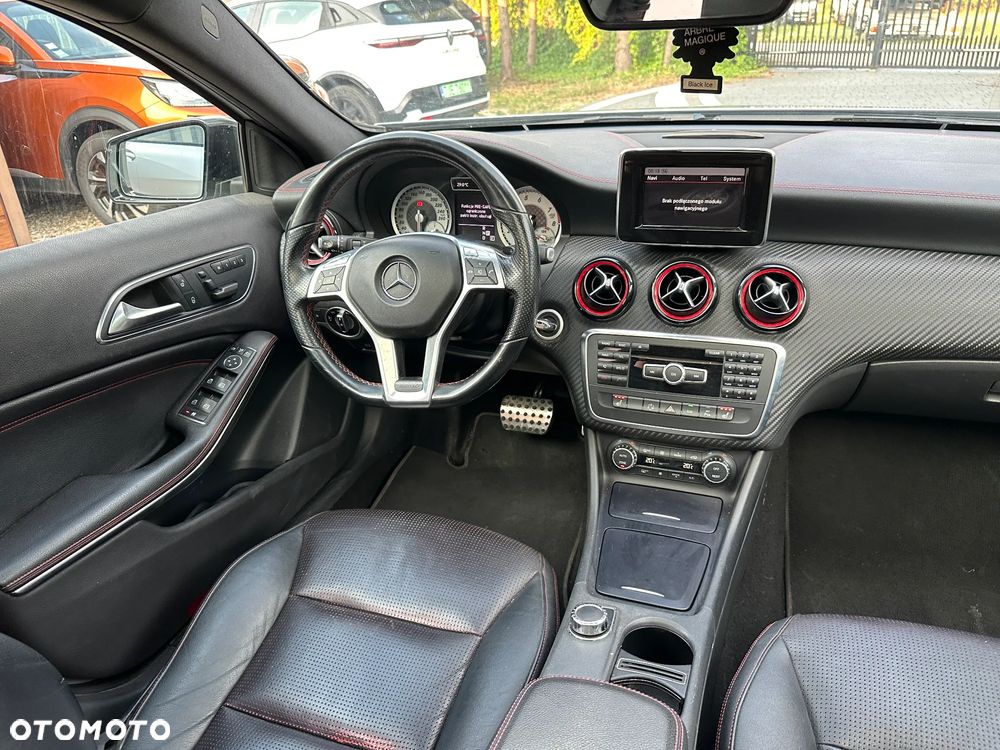 Mercedes-Benz Klasa A 250 (BlueEFFICIENCY) 7G-DCT AMG Sport - 6