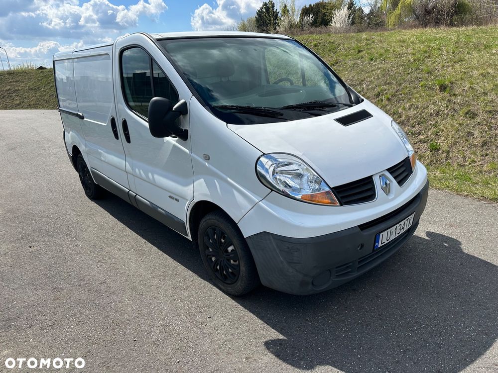 Renault Trafic - 2