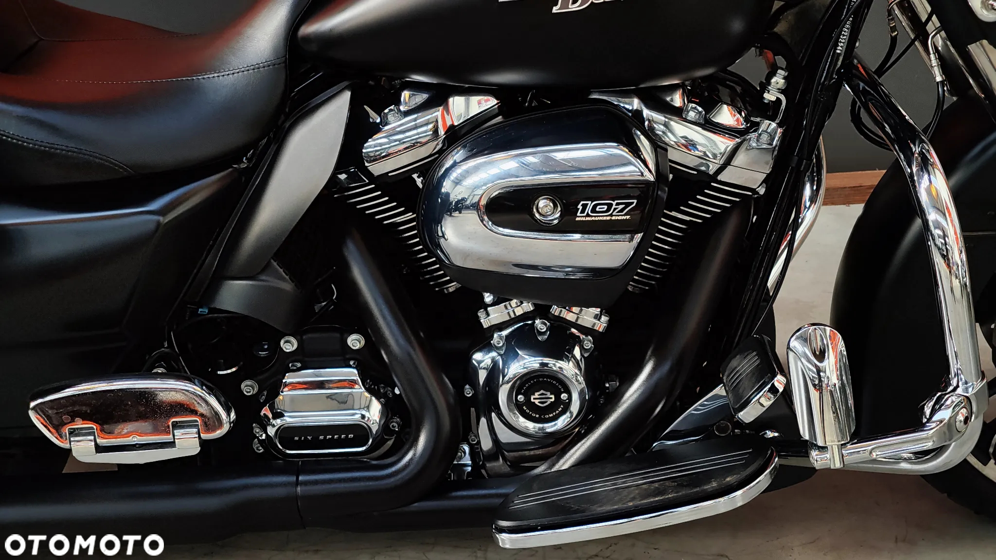 Harley-Davidson FLHXS Special - 32
