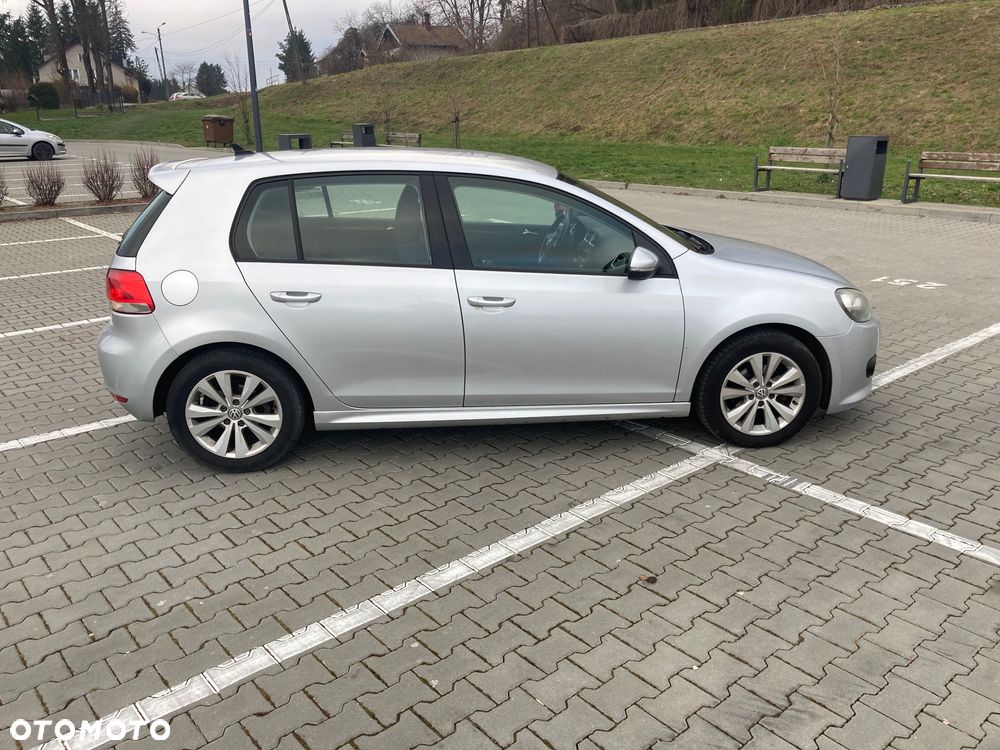 Volkswagen Golf 1.6 TDI DPF BlueMotion Technology DSG Comfortline - 7