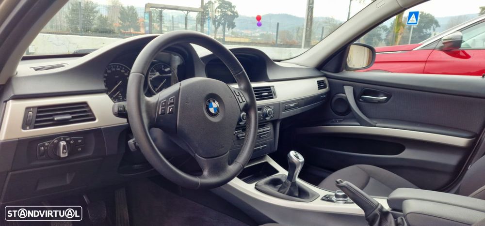 BMW 318 d DPF Edition Exclusive - 11