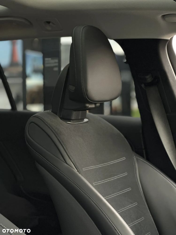 Mercedes-Benz Klasa C 220 d 4Matic 9G-TRONIC - 34