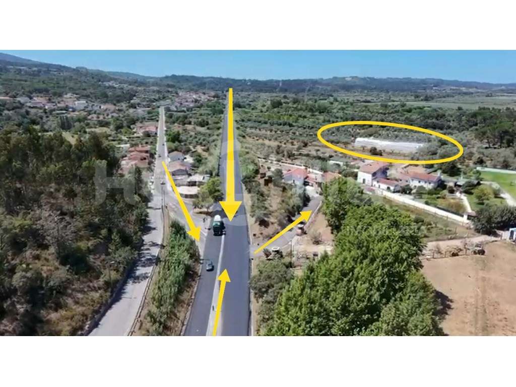 Terreno Agrícola com Estufas Preparadas para Produção em Hidroponia... - Grande imagem: 4/39