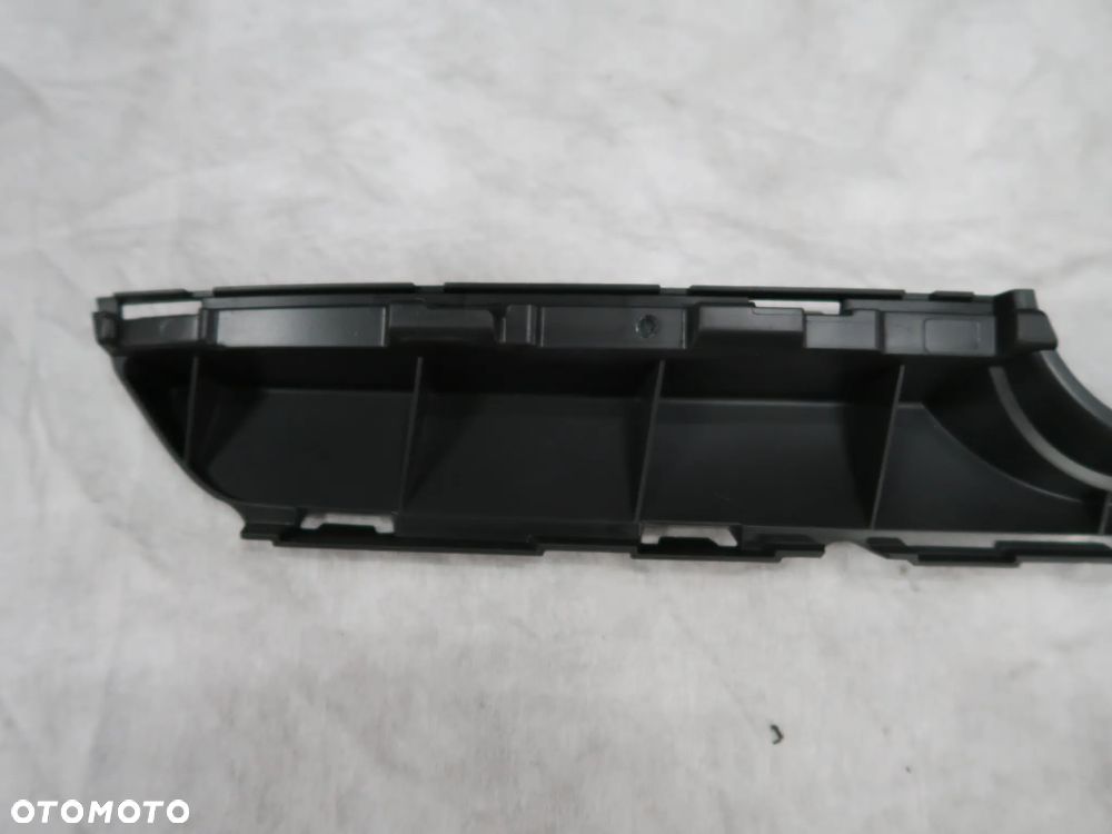 Grill Górny Audi q7 4M0853037C nowy - 3