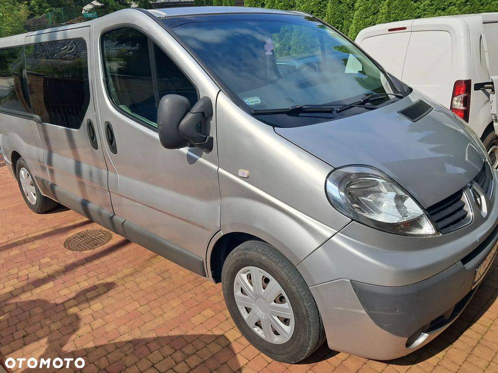 Renault Trafic - 2