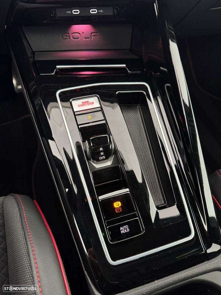 VW Golf 2.0 TSI GTI Clubsport DSG - 25