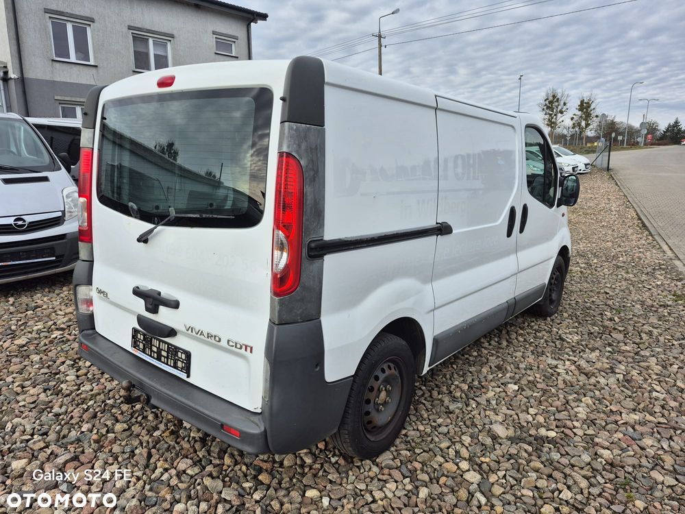 Opel Vivaro 2.0cdti z Niemiec Klima - 3