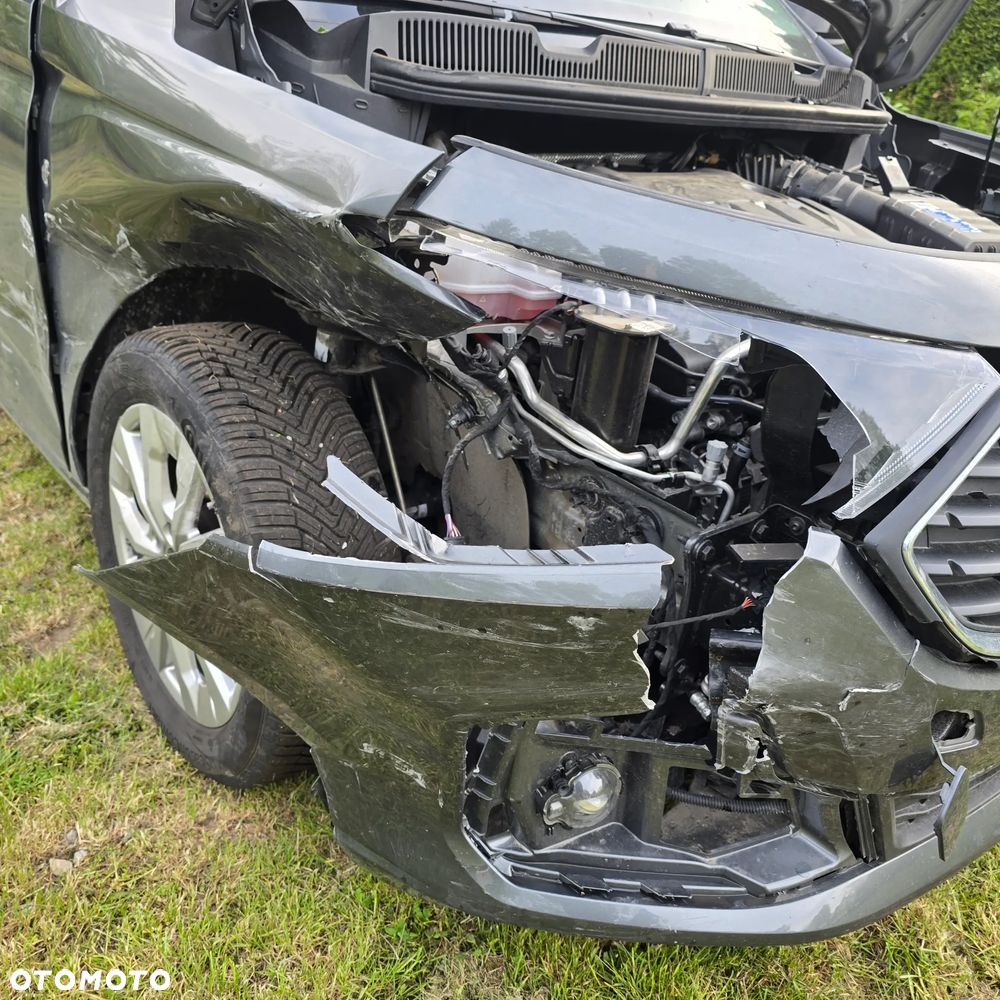 Ford Tourneo Connect - 8