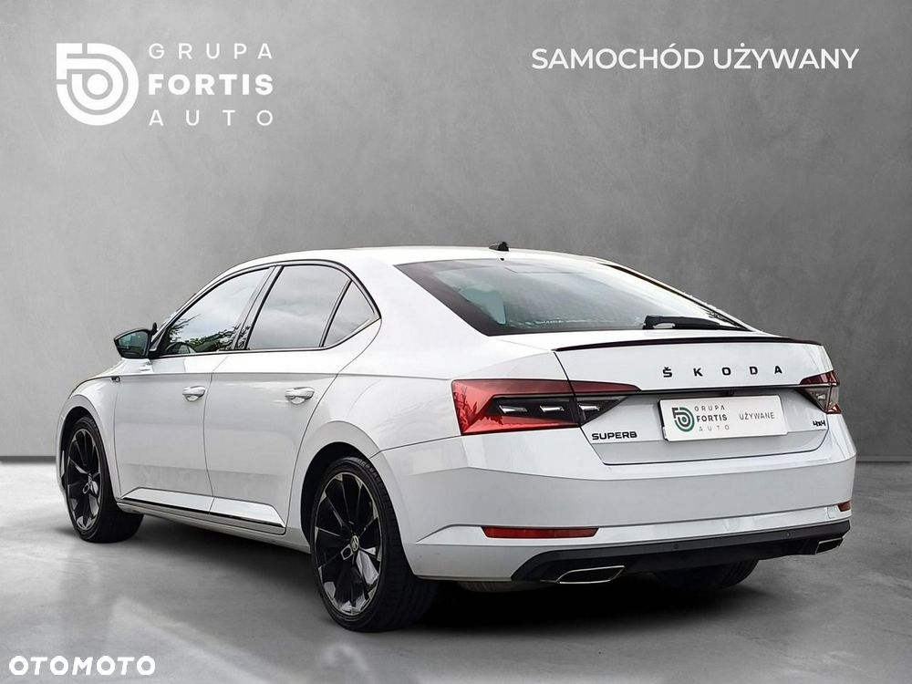 Skoda Superb 2.0 TSI 4x4 DSG Sportline - 3