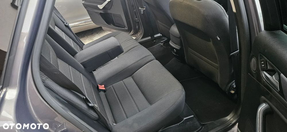 Ford Mondeo 2.0 TDCi Business Edition - 12