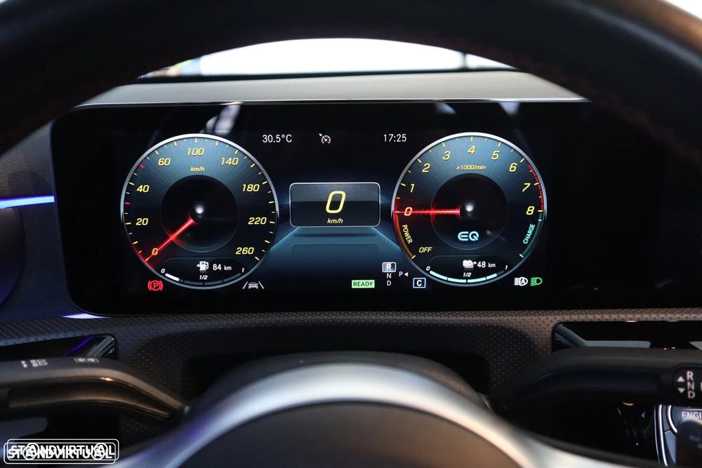 Mercedes-Benz A 250 Limousine e 8G-DCT AMG Line - 18