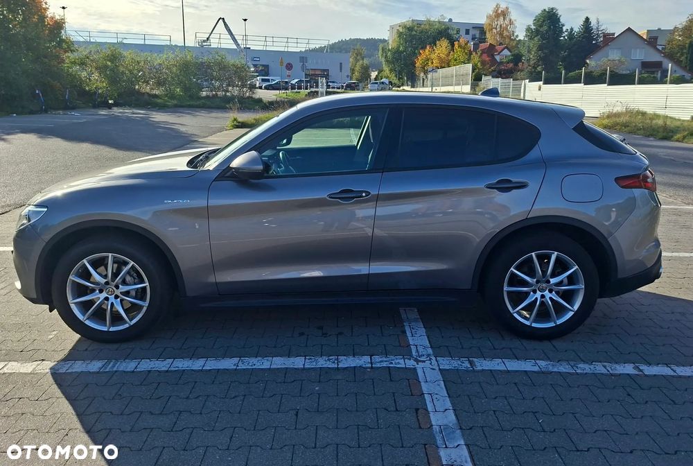 Alfa Romeo Stelvio 2021 photo 5