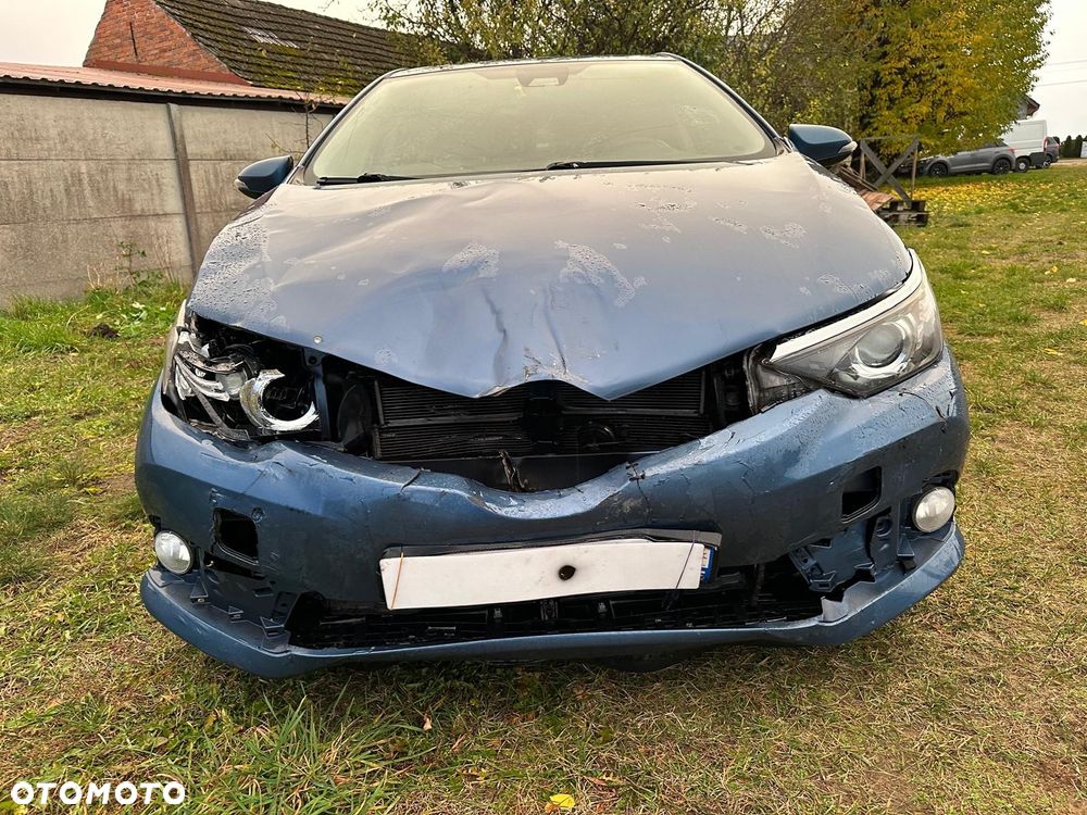 Toyota Auris 1.8 VVT-i Hybrid Automatik Design Edition - 34