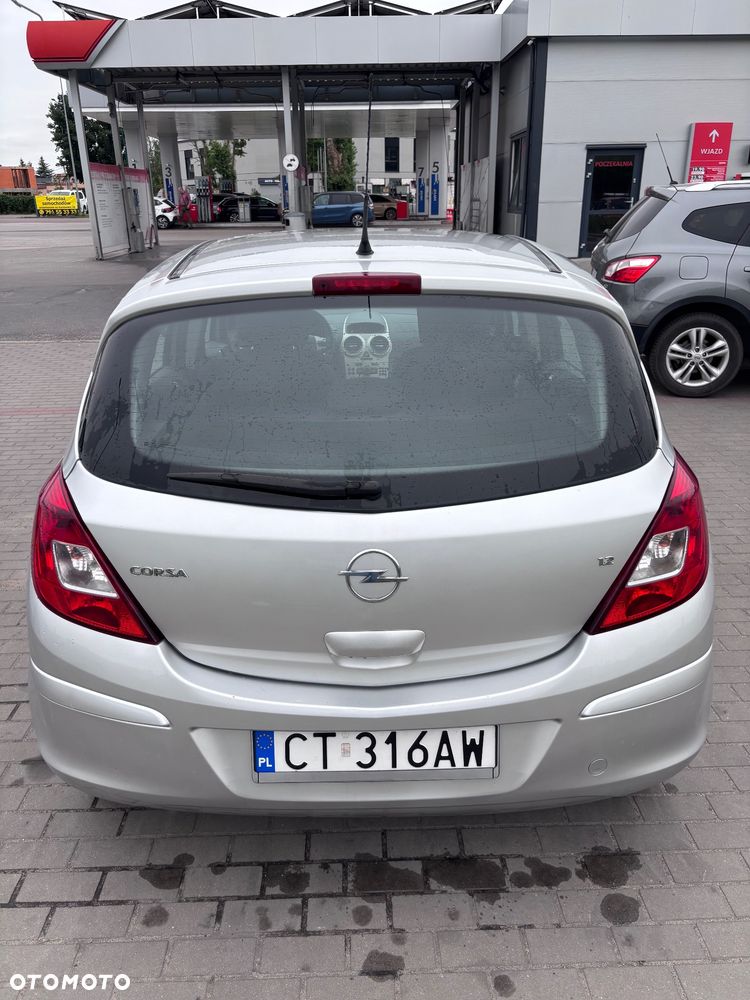 Opel Corsa 1.2 16V Enjoy - 4