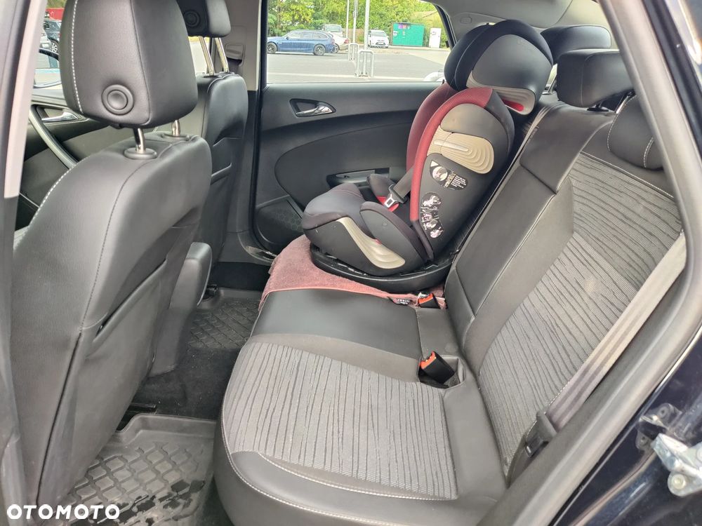 Opel Astra 1.6 EU6 - 12