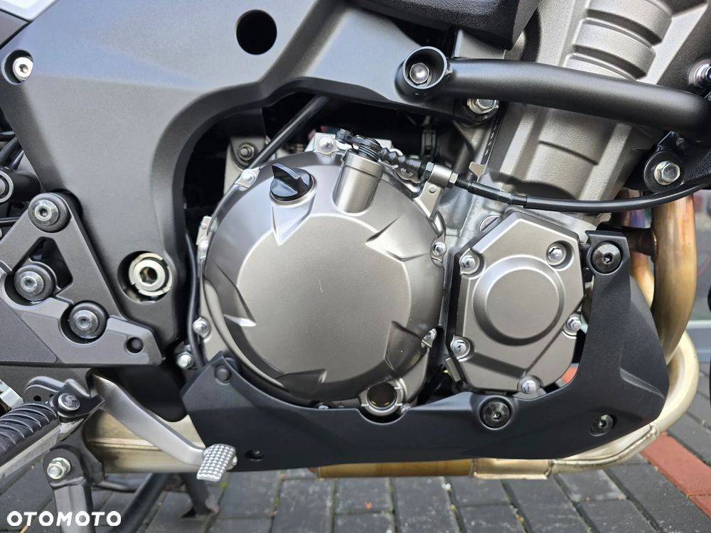 Kawasaki Versys 1000 - 17