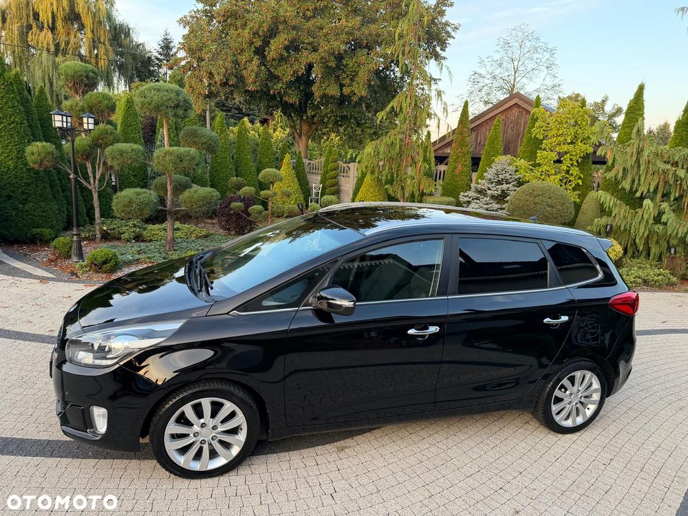 Kia Carens 1.7 CRDi L 7os - 30