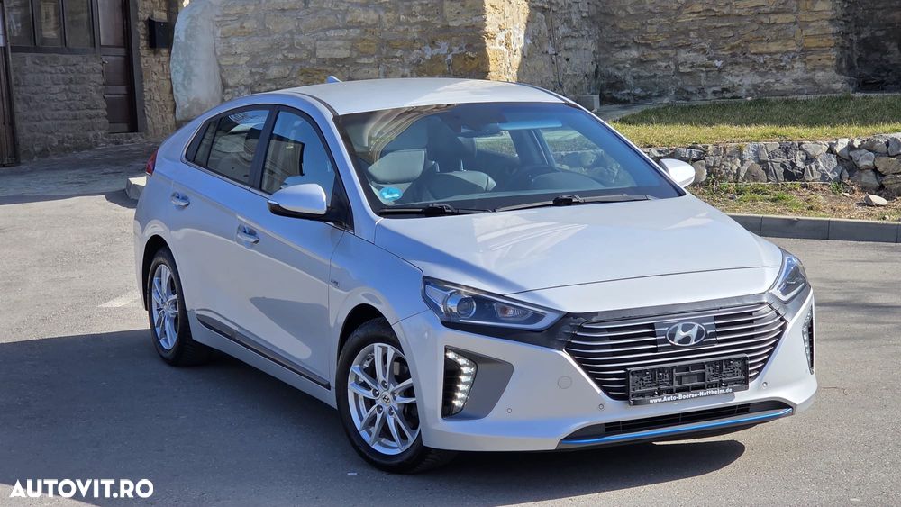 Hyundai IONIQ 1.6 GDI Premium - 3