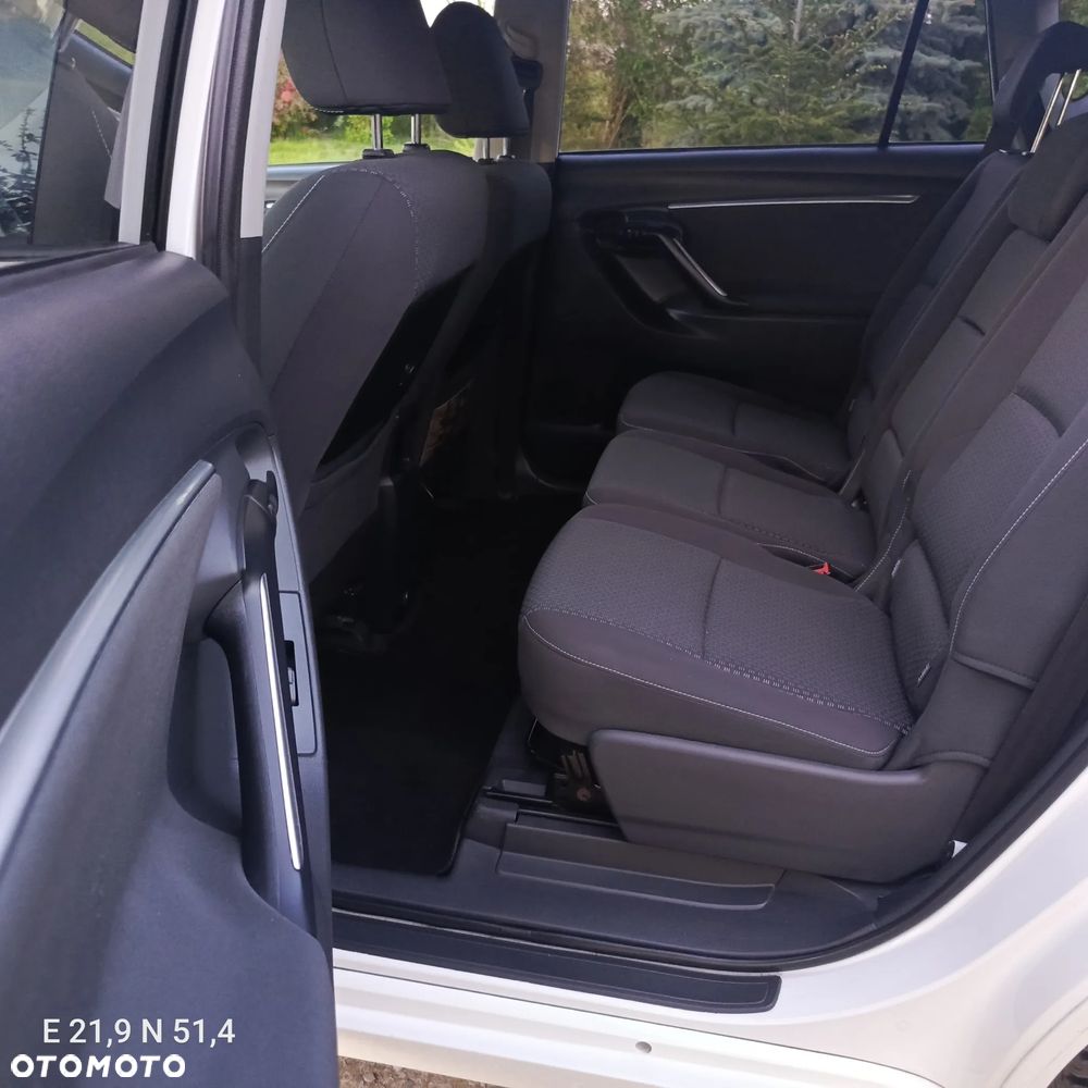 Toyota Verso 2.0 D-4D 5-Sitzer Executive - 9