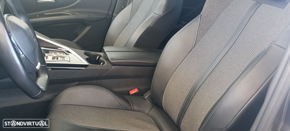 Peugeot 3008 1.5 BlueHDi Allure Pack EAT8 - 13
