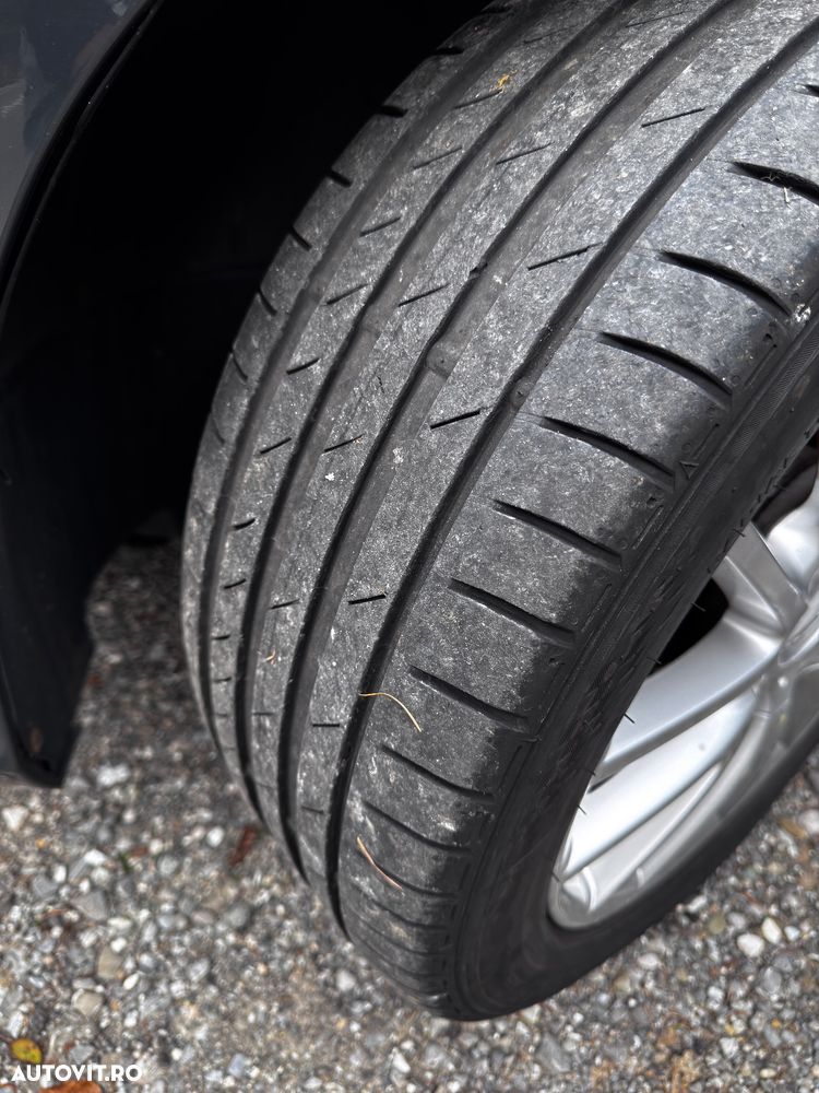 Volkswagen Passat Variant 1.6 TDI BlueMotion Technology Trendline - 12