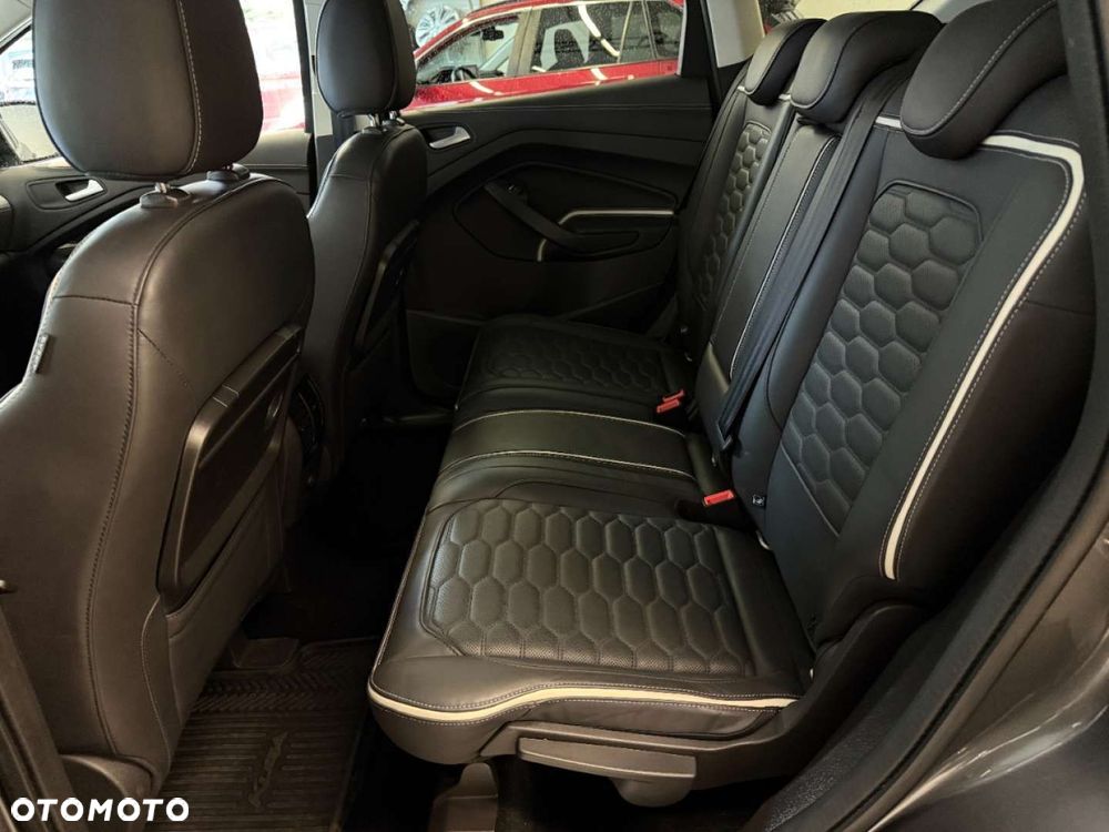 Ford Kuga - 23
