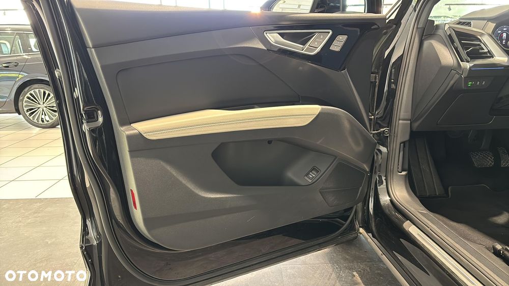 Audi Q4 e-tron 40 77kWh S Line - 10