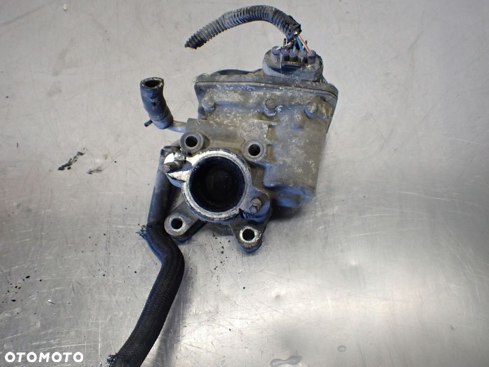 ZAWÓR EGR SUBARU FORESTER SG - 2