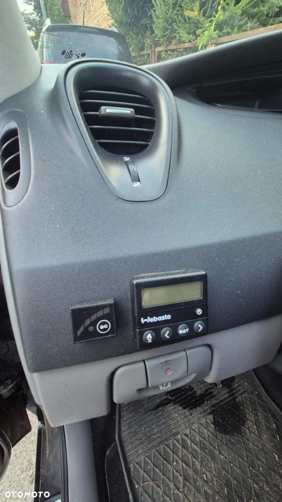 Renault Scenic 2.0 Confort Expression - 9