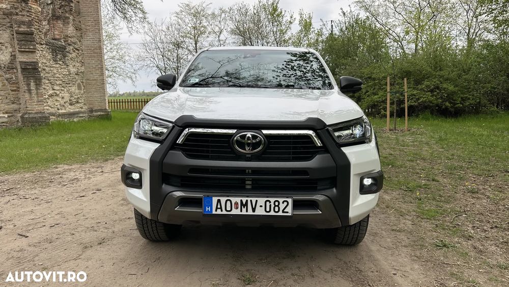 Toyota Hilux 2.8D 204CP 4x4 Double Cab AT MHEV Invincible Color Edition (3E5) - 3