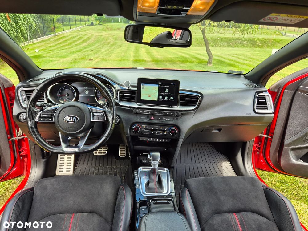 Kia ProCeed - 16