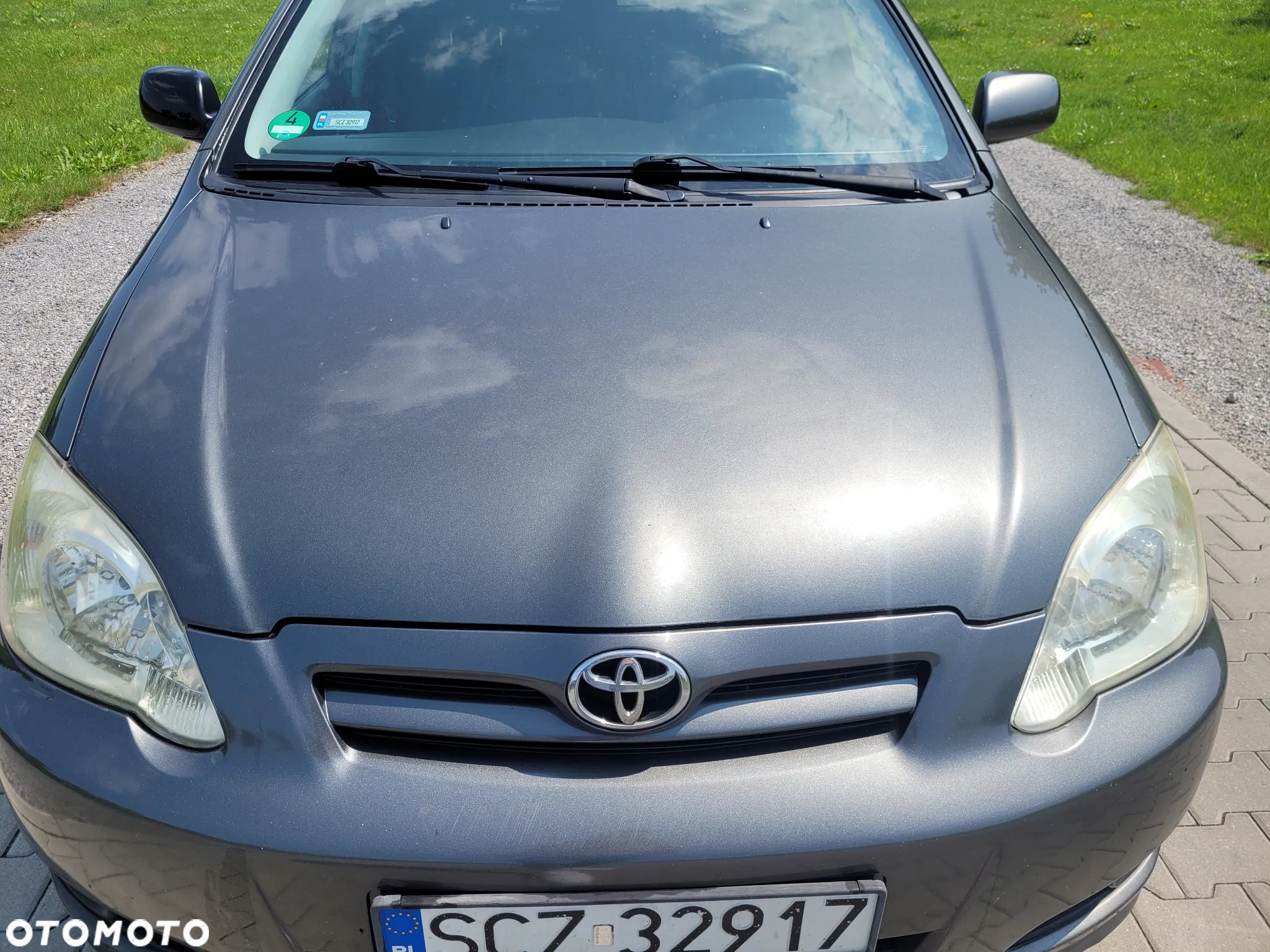 Toyota Corolla - 10