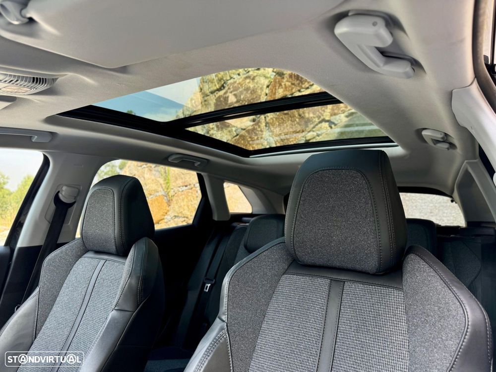 Peugeot 3008 1.2 PureTech Allure EAT6 - 8
