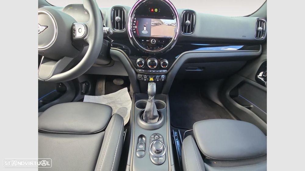 MINI Countryman Cooper SE Premium Classic Auto - 10