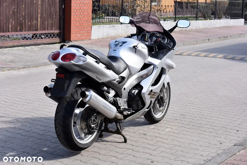 Kawasaki ZZR - 12