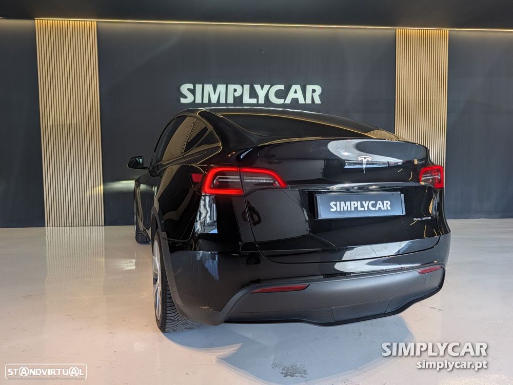 Tesla Model Y 2022 photo 4