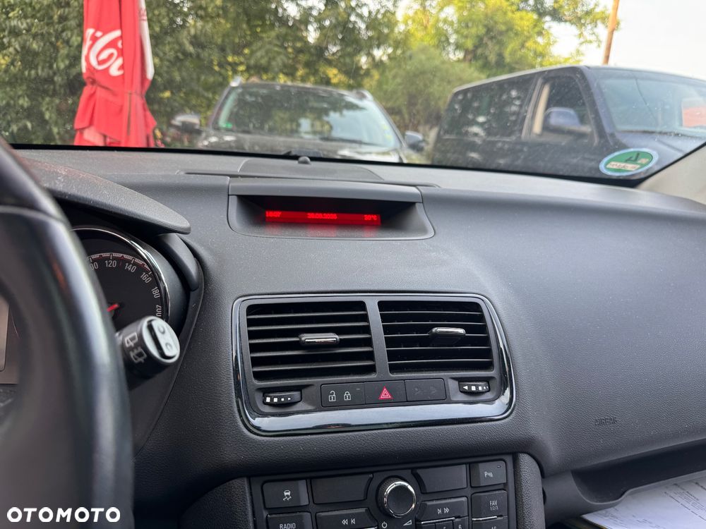 Opel Meriva - 14