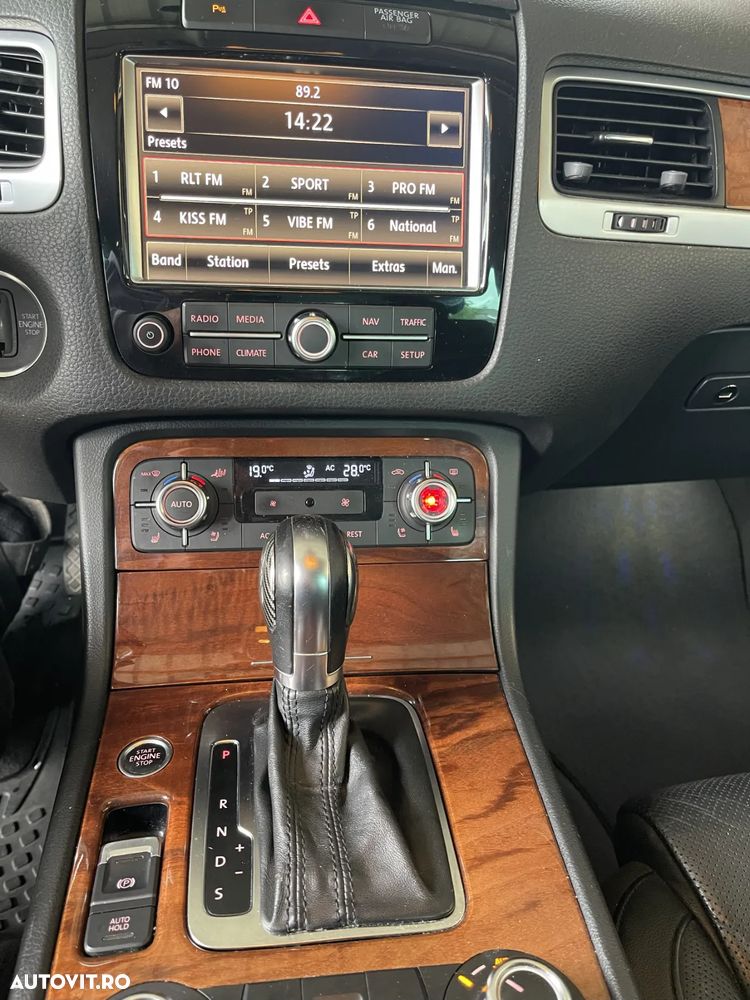 Volkswagen Touareg - 15