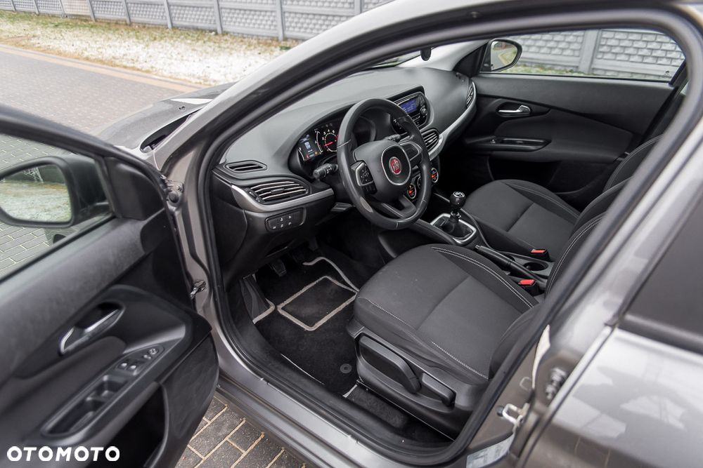 Fiat Tipo 1.4 16V More - 28
