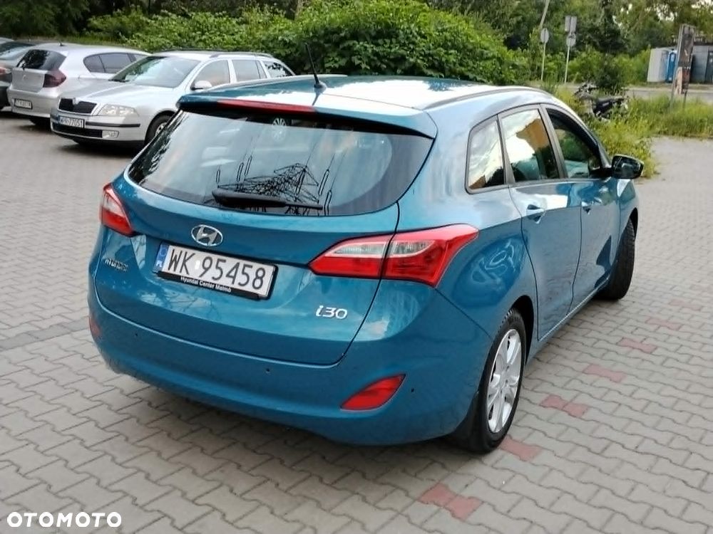 Hyundai i30 blue 1.6 GDI YES Gold - 5