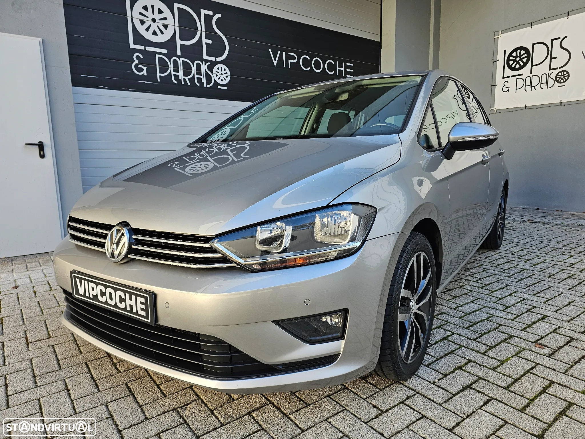 VW Golf 1.6 TDI Highline - 15