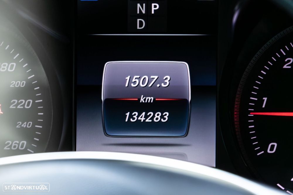 Mercedes-Benz GLC 250 d AMG Line 4-Matic - 22