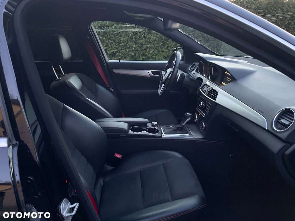 Mercedes-Benz Klasa C - 23