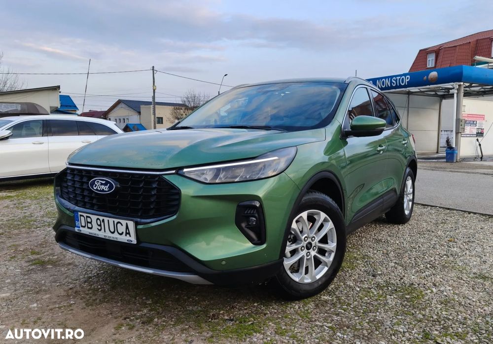 Ford Kuga 1.5 EcoBoost A8 FWD Titanium - 1